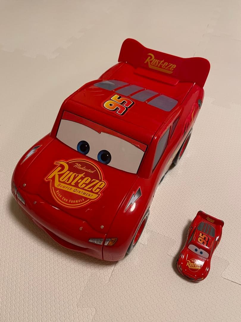 カーズトミカ(17+1台 トレーラー2台)まとめ売り　トルネードシューター付き