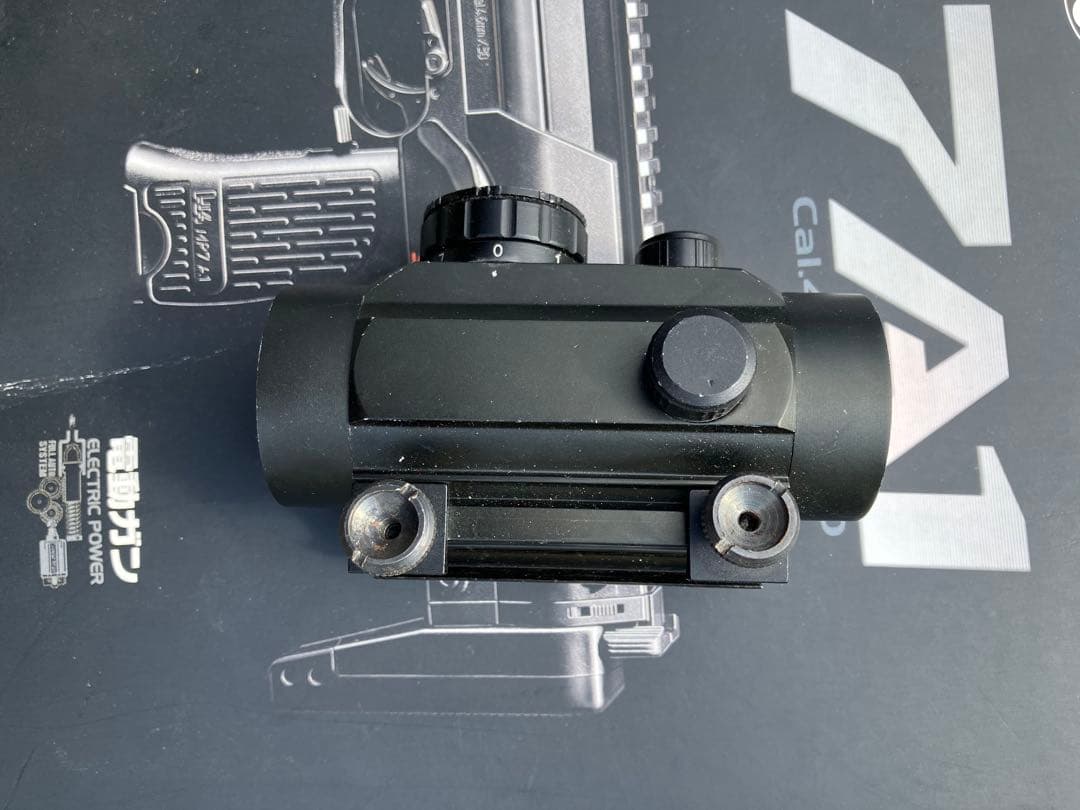 東京マルイ　コンパクト電動ガン　MP7A1 ショップカスタム？　付属品いっぱい