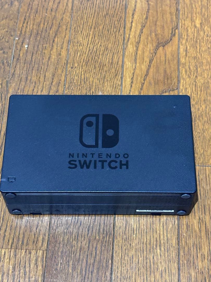 Nintendo Switch 本体、ケース付き