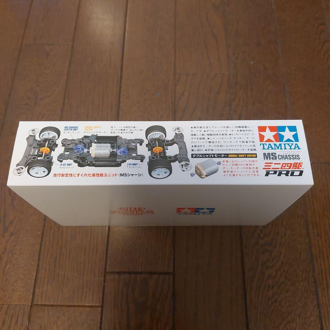 カップヌードルコラボ　ミニ四駆
