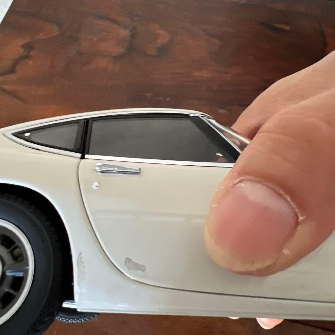 AUTO art 1/18 TOYOTAトヨタ2000GT クーペ　ホワイト③