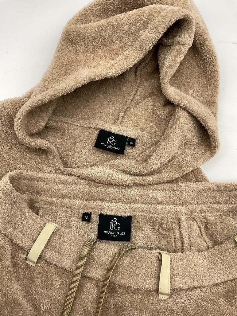 【美品】1PIU1UGUALE3　GOLF×戸賀敬城 シャギー セットアップ
