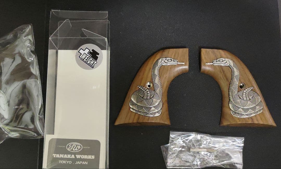 タナカワークス ＋Weight　SAA・ラトルスネーク 木製グリップ