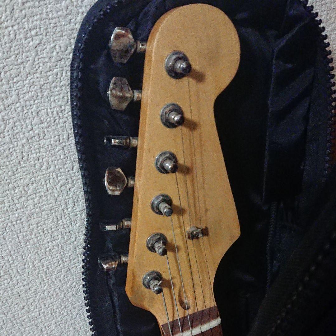 ギター、アンプ、ケース三点セット