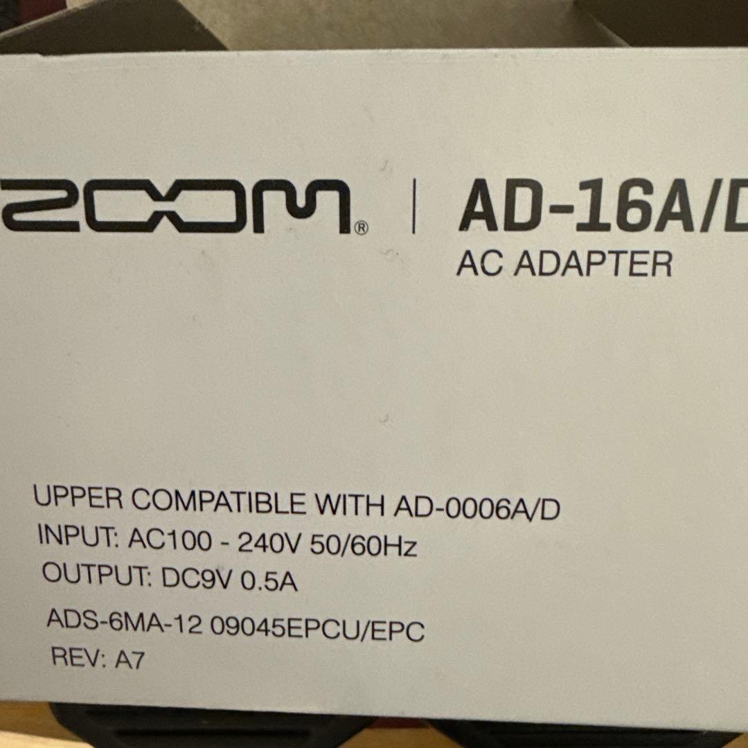 Zoom b1X four 公式アダプター付き