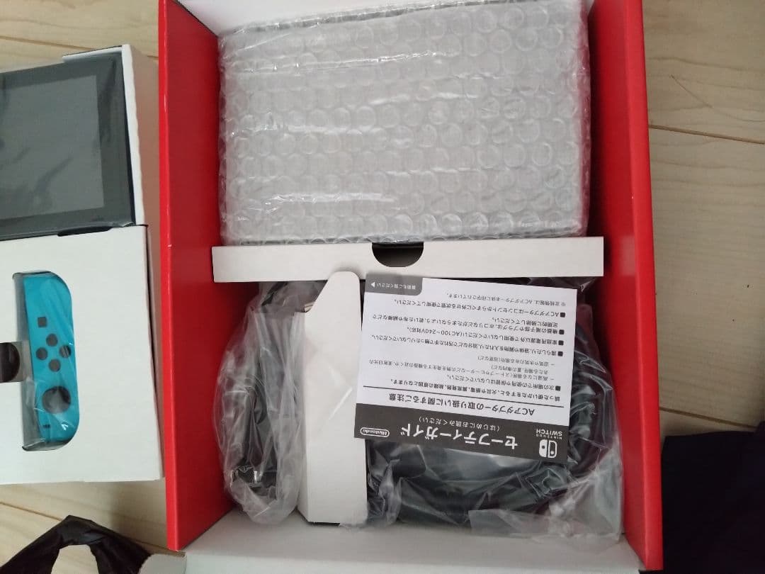 未使用　Nintendo Switch 　ブルー/レッド　フィルム　おまけ