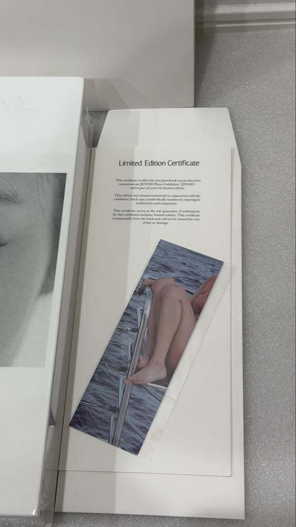 J2NNI5 photobook JENNIE ジェニ　代官山popup限定