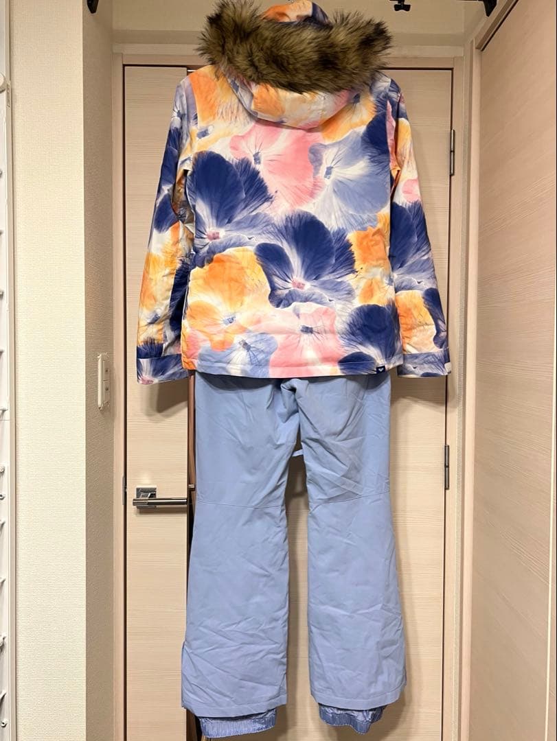 ROXY ロキシー　スノーボードウェア　スキーウェア　上下セット　スノボウェア