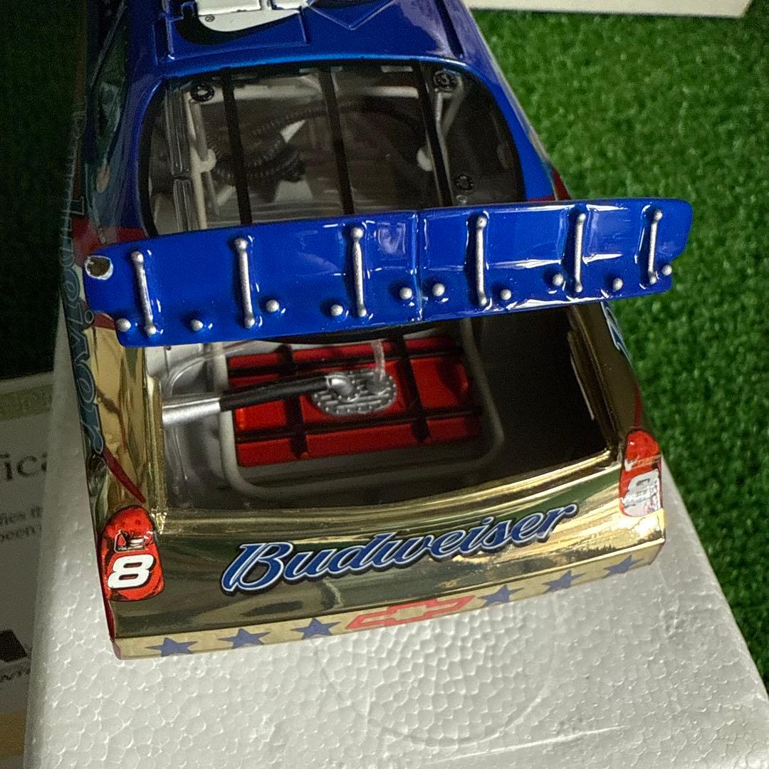 ＆【A0118】激レア 2007 デイル・アーンハートJR #8 レーシングカー