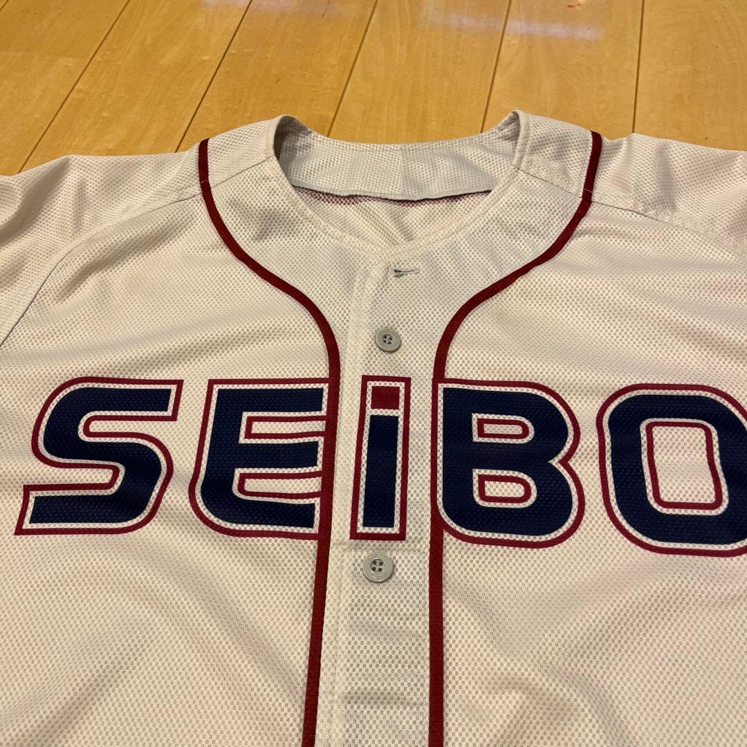 聖望学園野球部の ユニフォーム