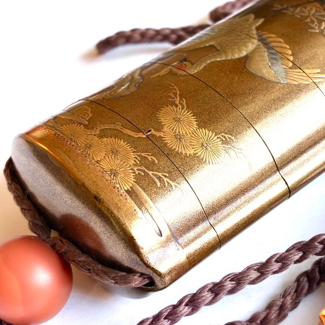 時代物　孔雀蒔絵印籠　梶川