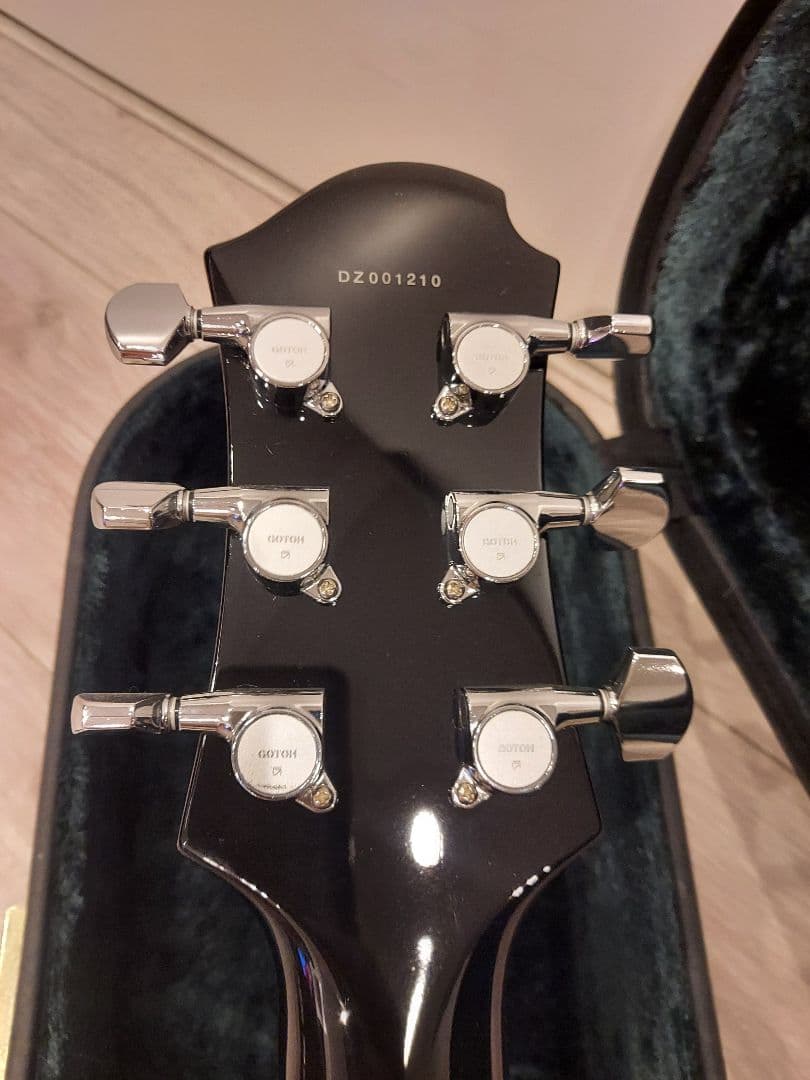 美品　zemaitis A24SU BLACK　エレキギター