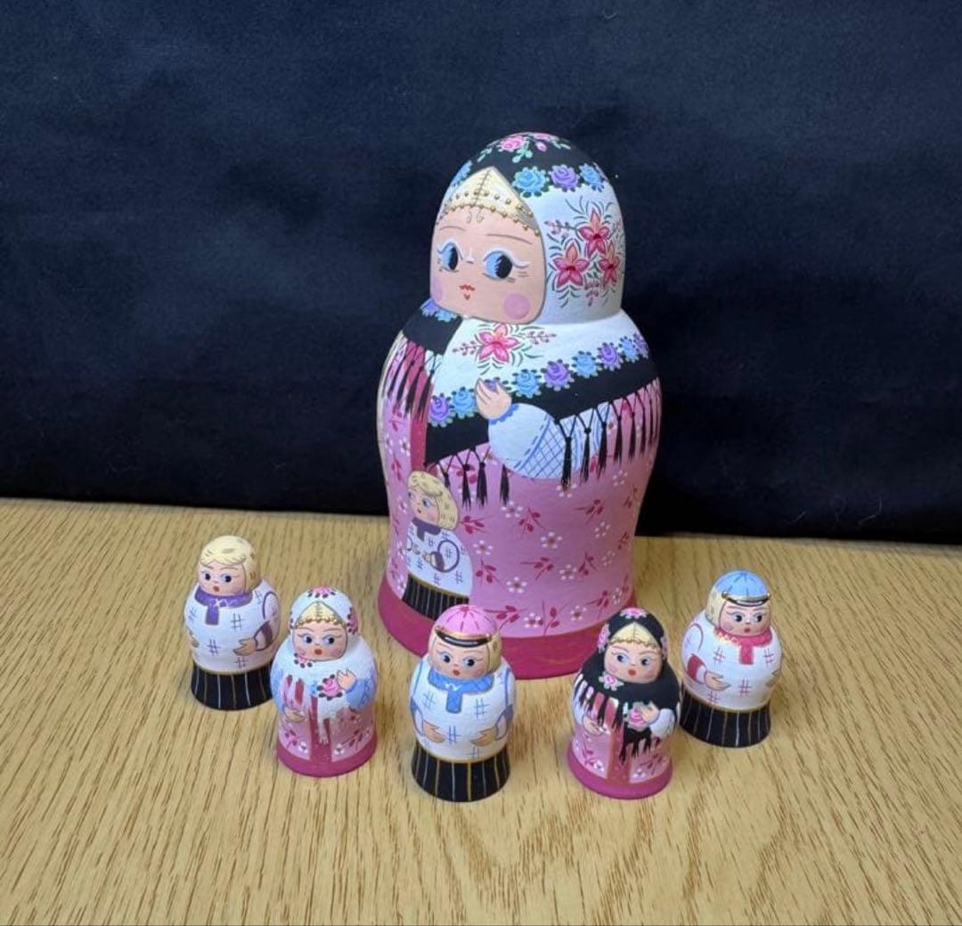 セール❗️ロシア　アーティスト　ダリア　ミッチィナ作品。マトリョーシカ。6体。