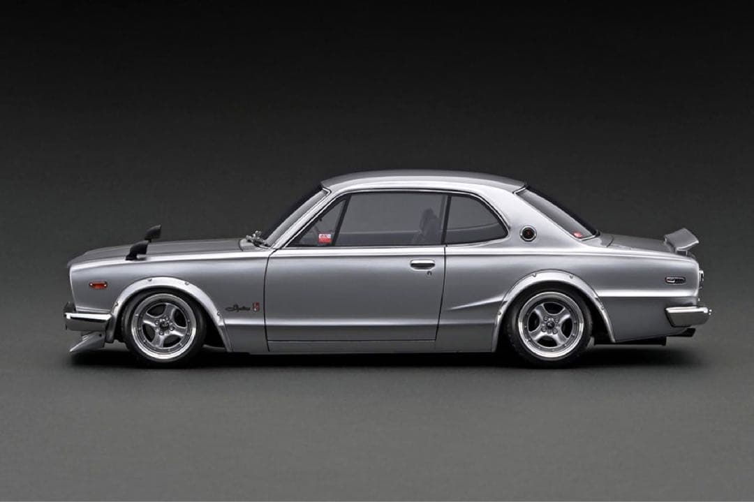 ミニカー IG3236 1/18 Nissan Skyline 2000 GT-R