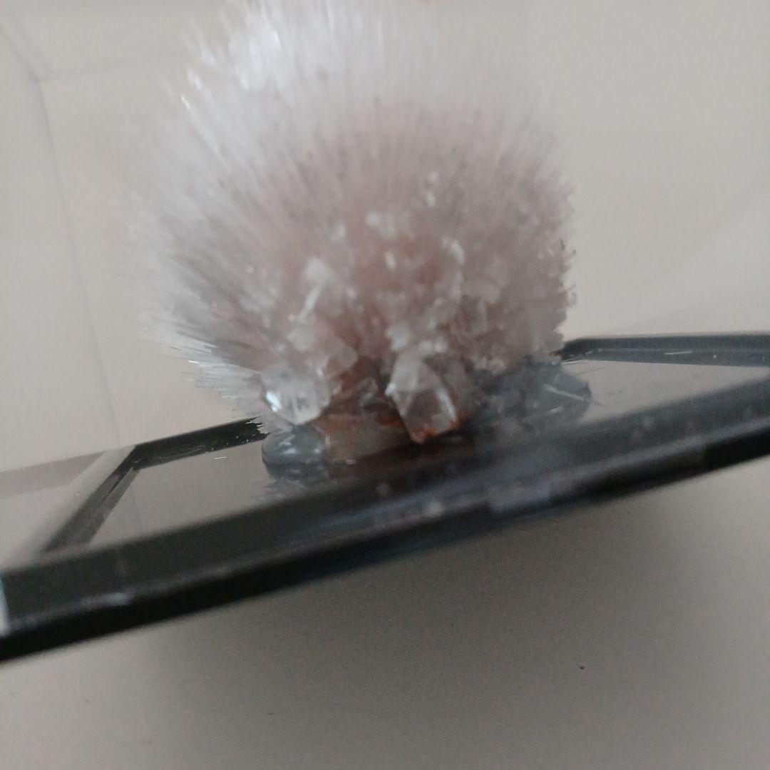 スコレス沸石(スコレサイト）魚眼石(アポフィライト)