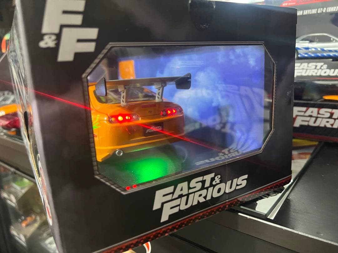 ミニカー FAST&FURIOUS JADATOYS 1/18 LED SUPRA