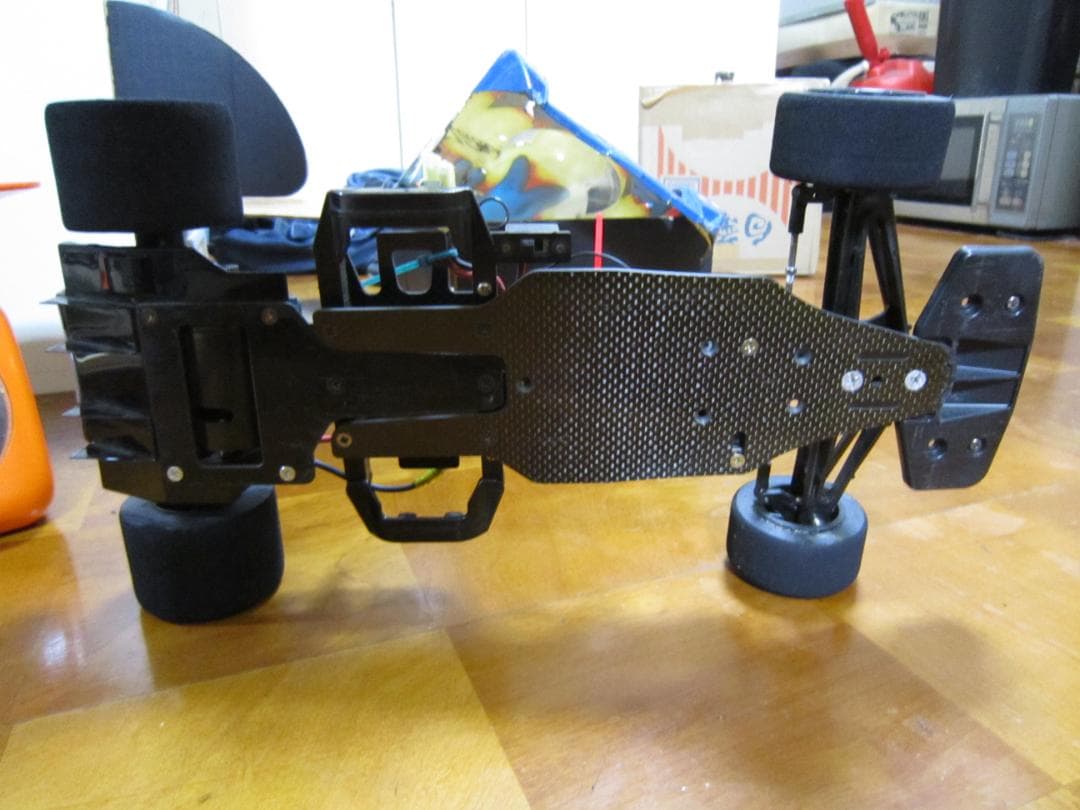 やなうぃ　1/10 タミヤ　F103RM　トヨタTS020 カスタム
