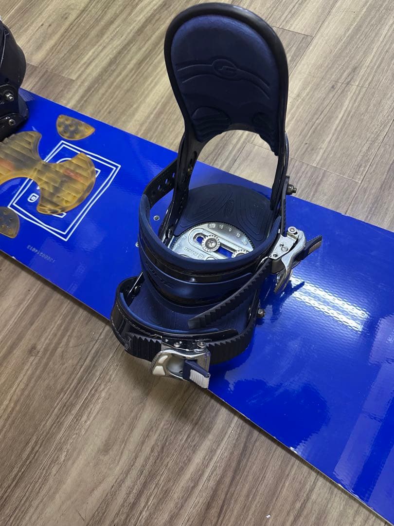 スノーボード TRICKBOARDS 138cmビンディング　S/M？