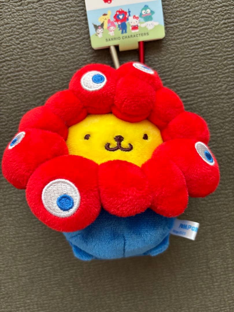 ミャクミャク　サンリオキャラクターズ　なりきりぬいぐるみ　4点セット カラビナ付