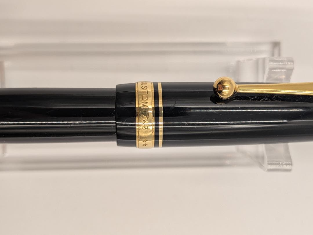 PILOT パイロット 万年筆 カスタム742　M中字10号　１４金　ブラック