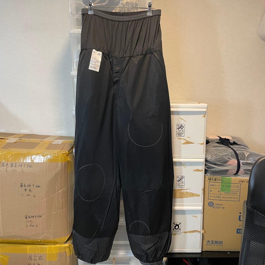 新品未使用 ベルベット調 ドット柄 スキーパンツ M 男女兼用 日常使用可