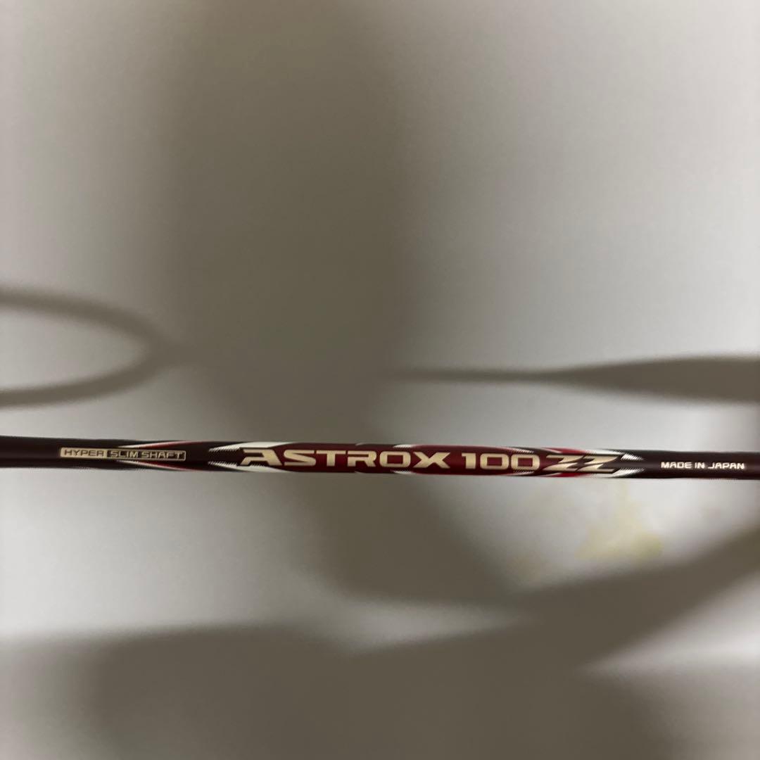 YONEX バドミントンラケット　ASTROX100ZZ