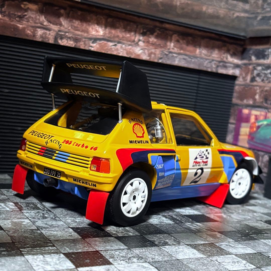 ワンオフカスタム 1/18 Solido プジョー205 T16 パイクスピーク