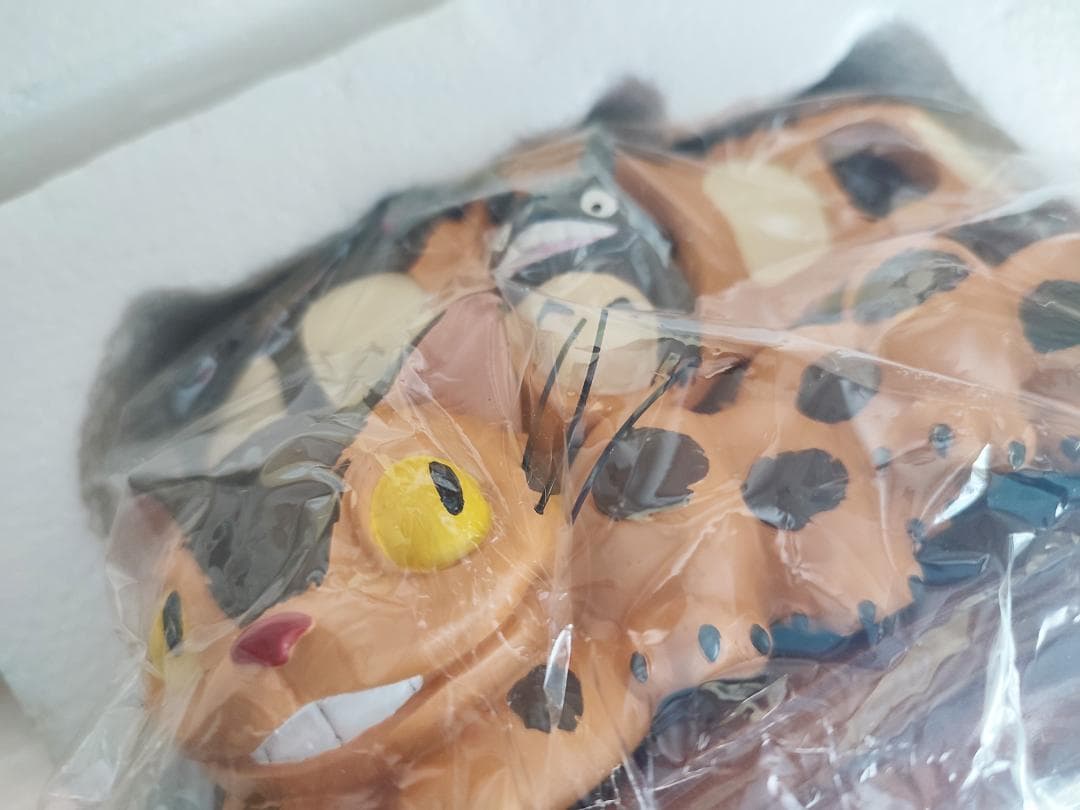 【未開封】となりのトトロ　オルゴール　宝石箱 ネコバス ジブリ