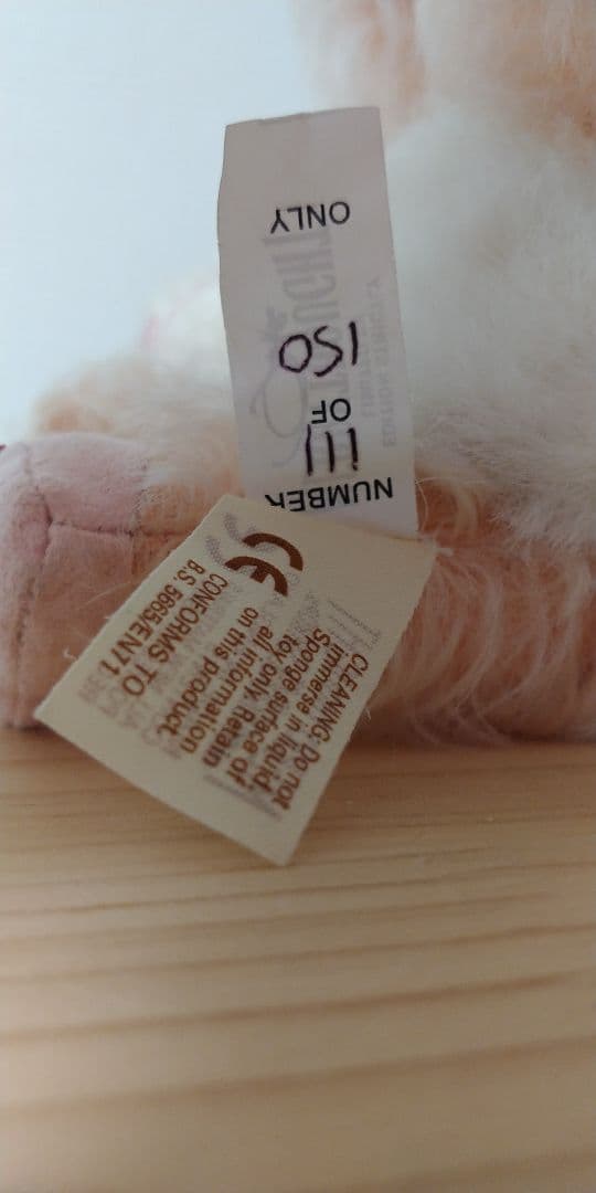 ぬいぐるみ merrythought cheeky bear