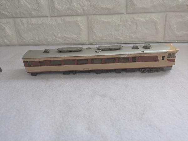 Y②【ジャンク品】鉄道模型 キハ82系特急形気動車？ 部品取り 欠品あり 　S