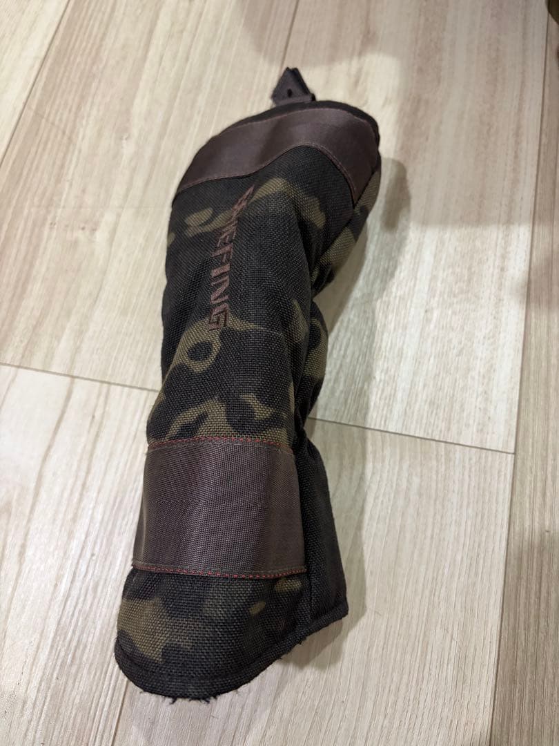 【中古美品】ブリーフィング　キャディバッグスタンドCR-4 マルチカムブラック