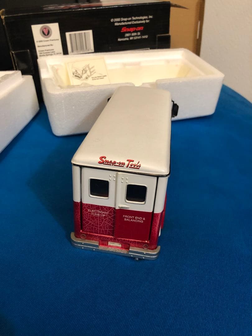 スナップオン Snap-on 1/34 1961 Divco Step Van