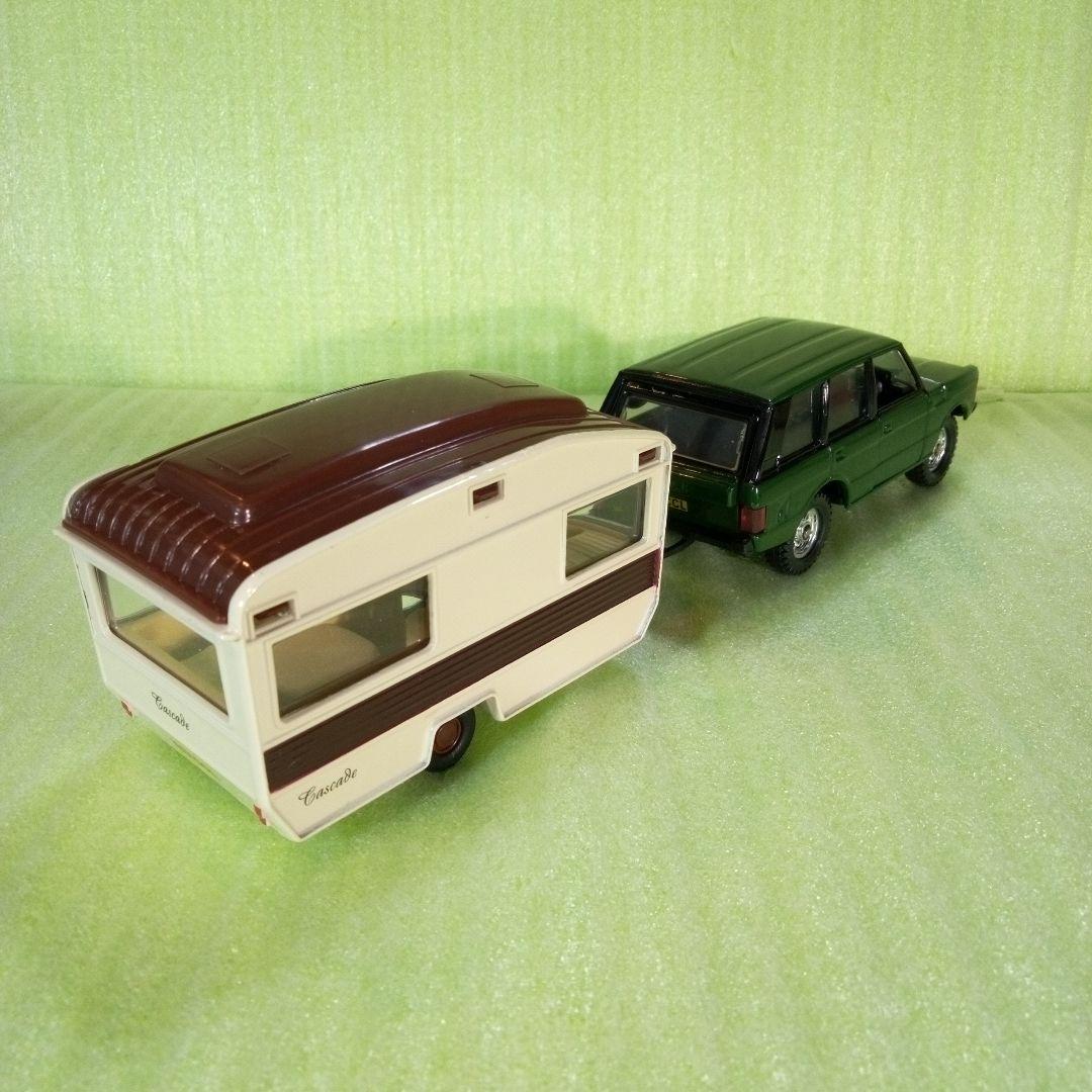 CORGI Collection　RANGE ROVER & CARAVAN