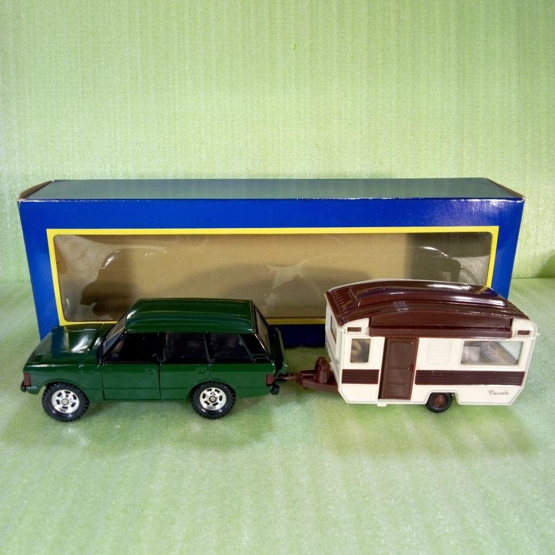 CORGI Collection　RANGE ROVER & CARAVAN