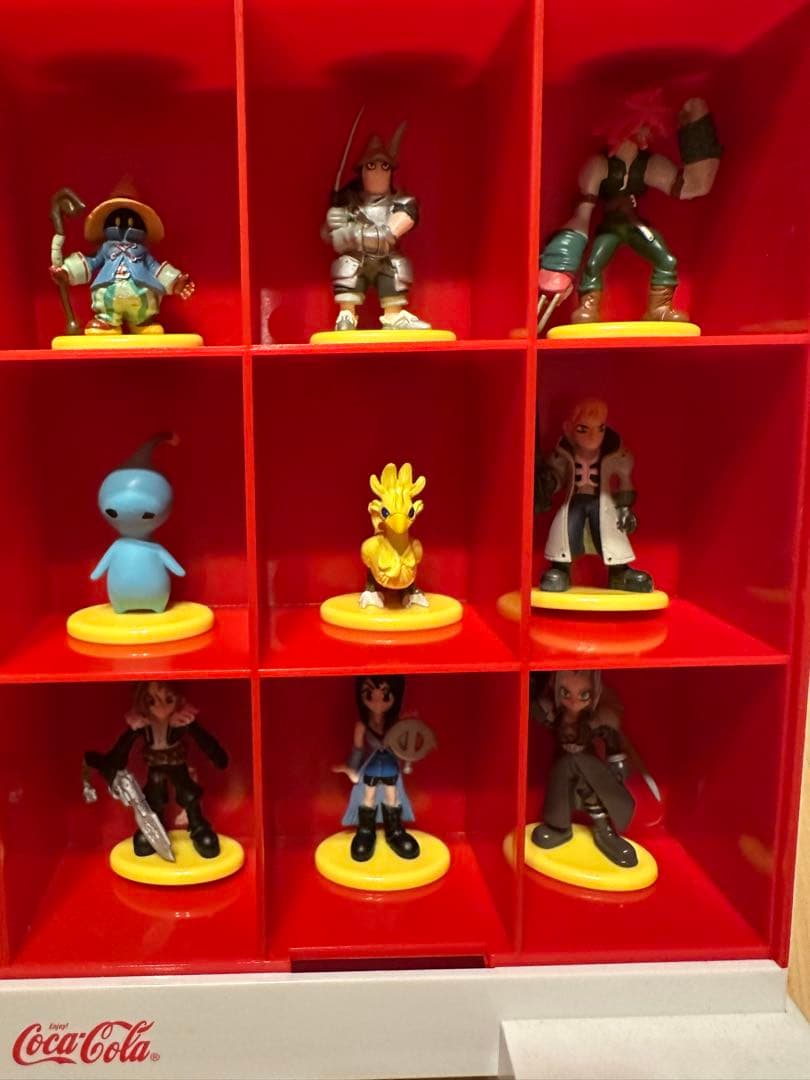 ファイナルファンタジー×コカ・コーラ フィギュアセット 36体 非売品