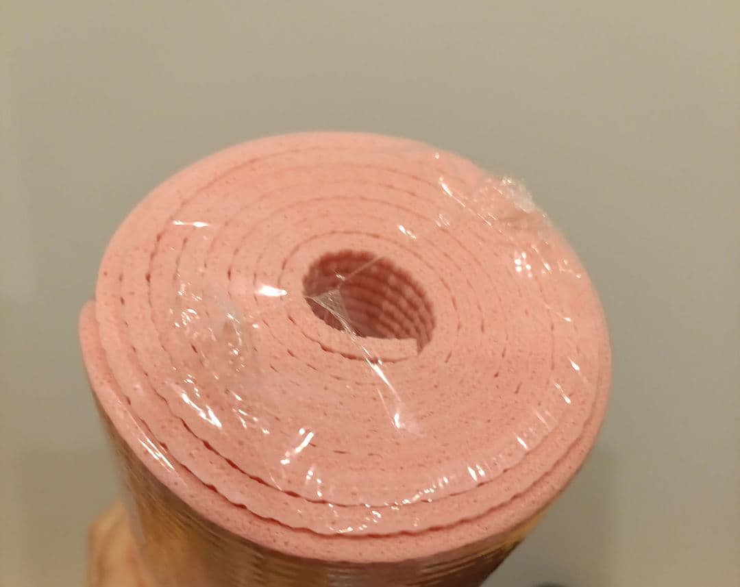 新品未使用品　LAVAヨガマット＋マットケース付き