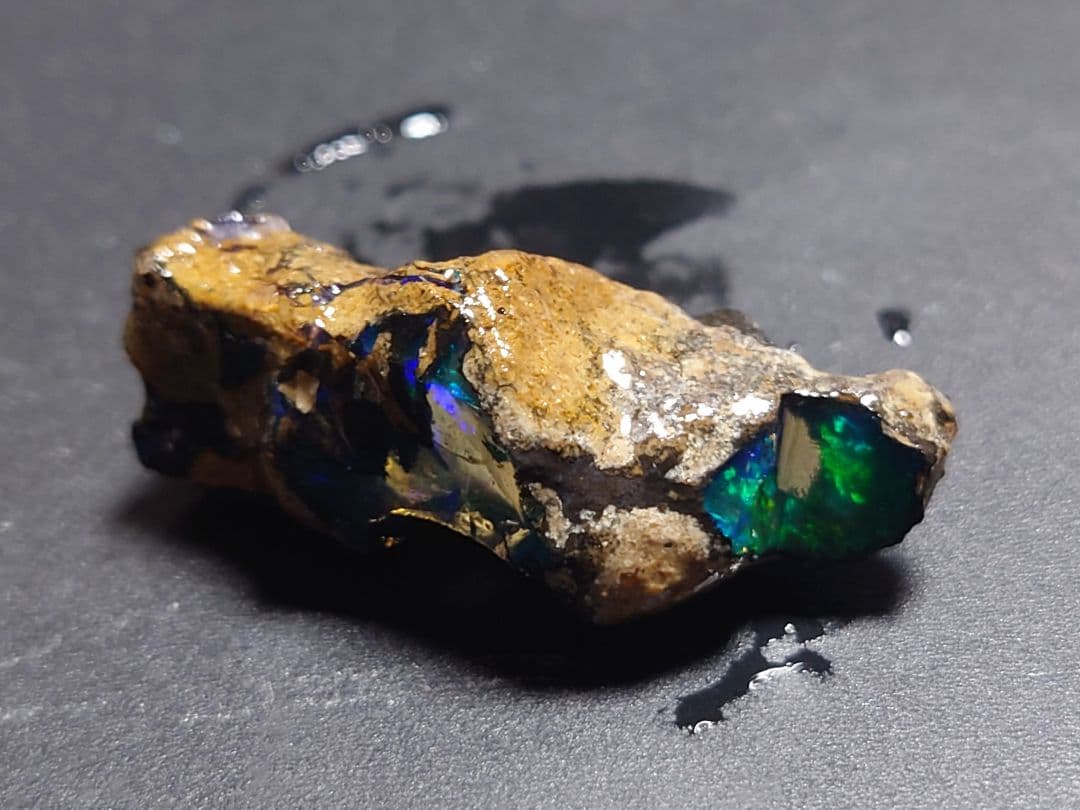 【50CT】エチオピアオパールウェロ産　鉱物標本　原石　プレシャス