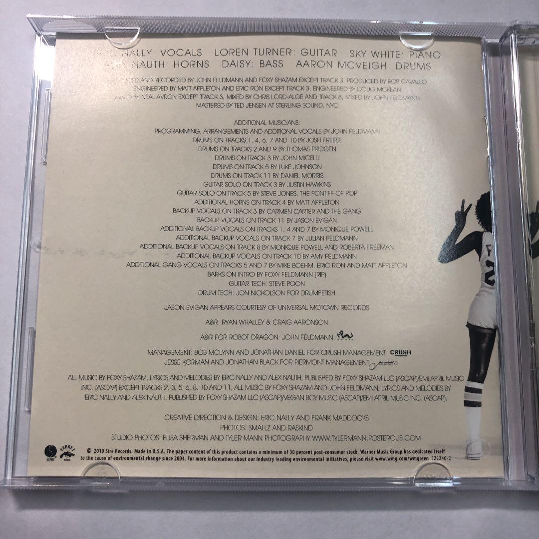 フォクシーシャザム　Foxy Shazam インポート