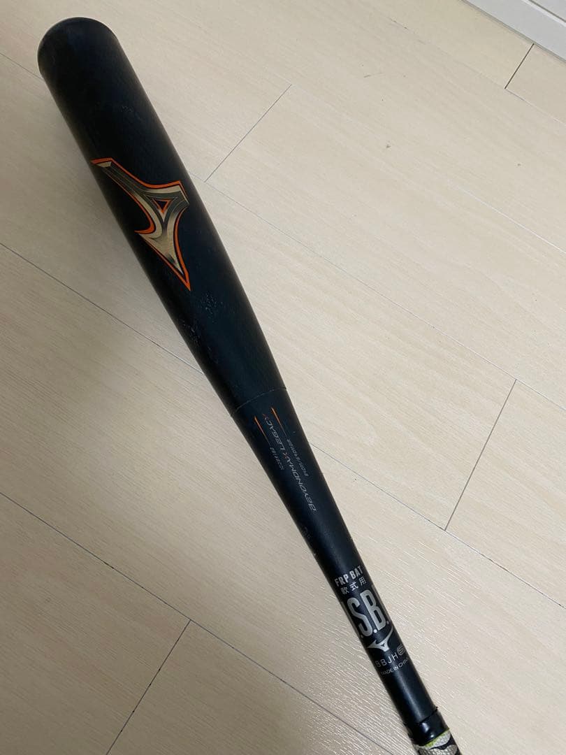 軟式バット　ビヨンドレガシー　ミドルバランス　84センチ