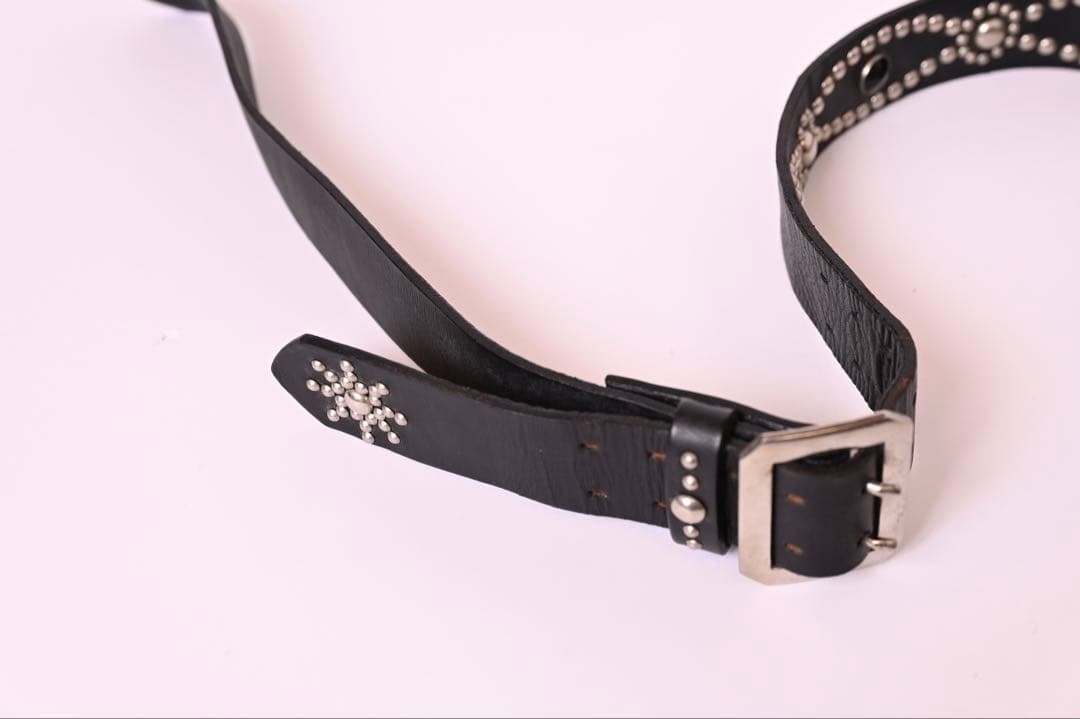 modern Pirates モダンパイレーツ レザースタッズギターストラップ
