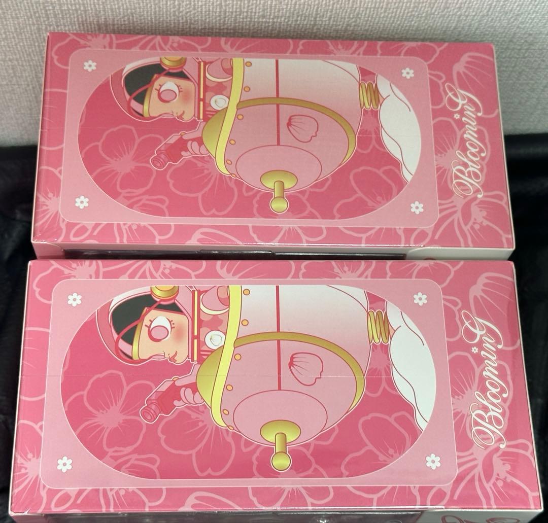 MEGASPACEMOLLY100% Blooming-Sakura 2体セット