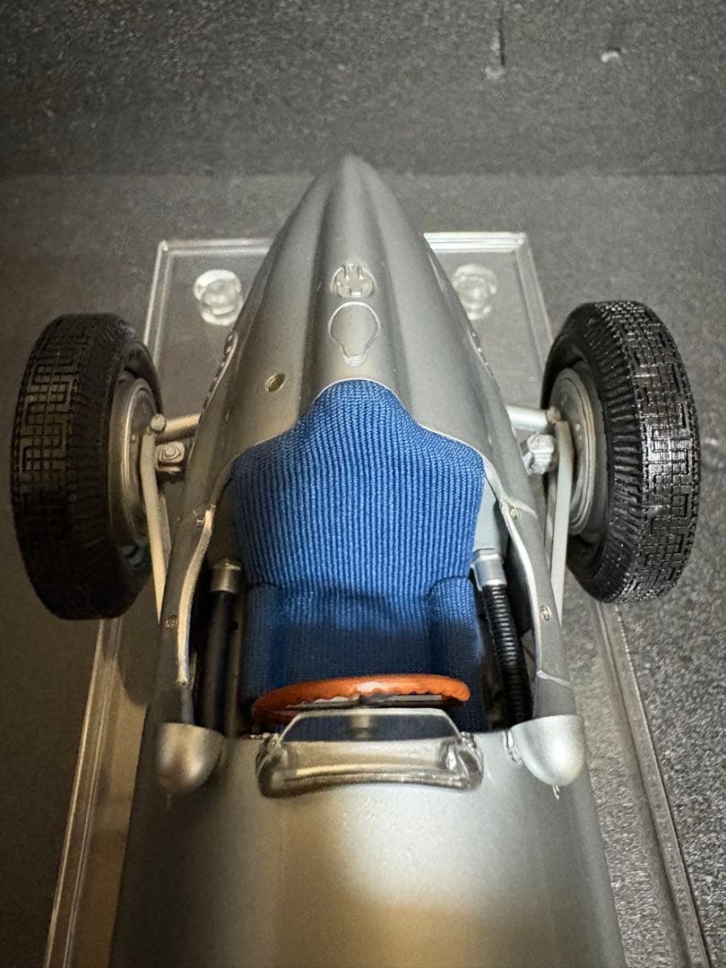 CMC 1/18 メルセデス・ベンツ W154 1938