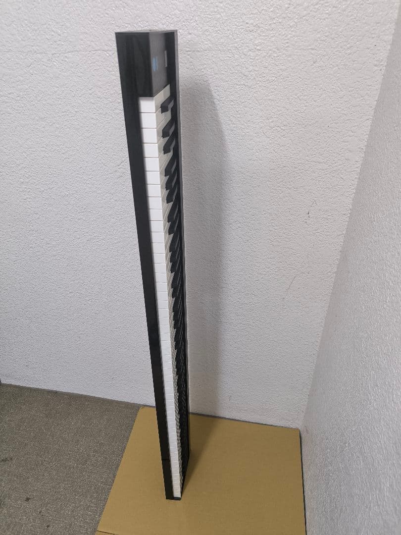 電子ピアノ88鍵スリムデザイン 可動品、バッテリ—内蔵、USB電源