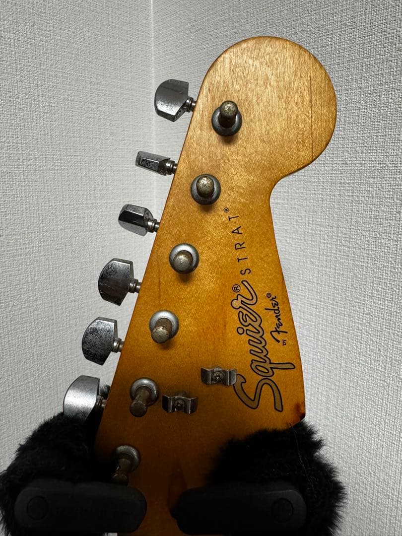 Squier by fenderストラトキャスター サンバースト スクワイヤー