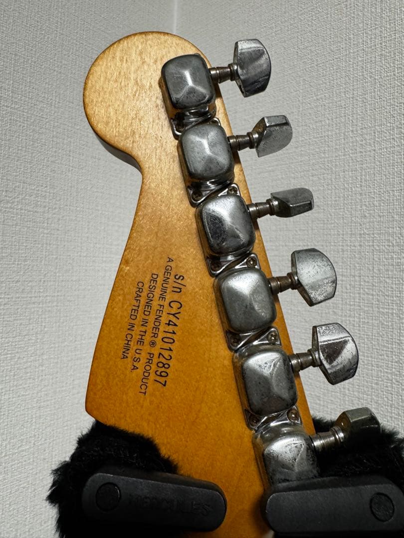 Squier by fenderストラトキャスター サンバースト スクワイヤー