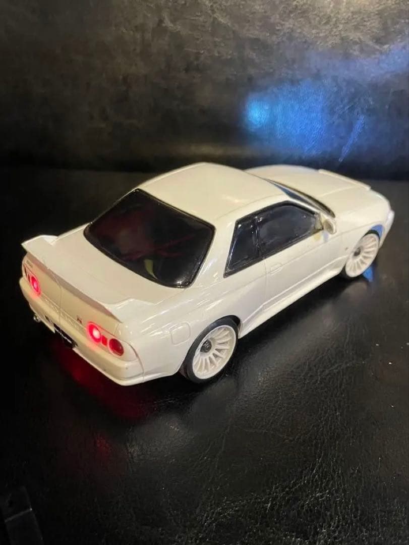 こ*こ様 京商　MINIZ スカイライン GT-R ホワイト LEDライトシャー