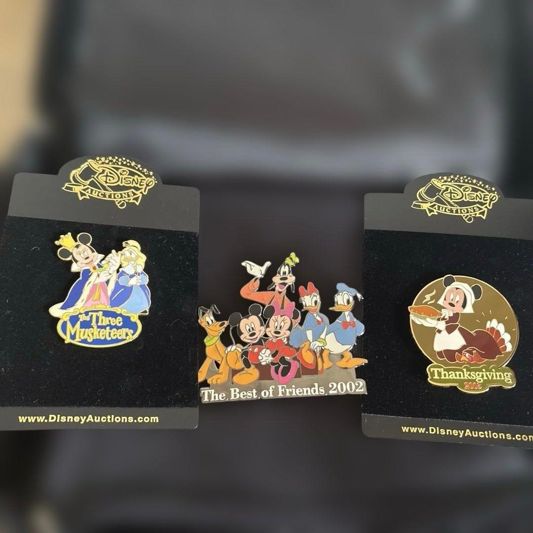 M*♪様 LE100等　ディズニーピンバッジ コレクション 約50個以上　数量限