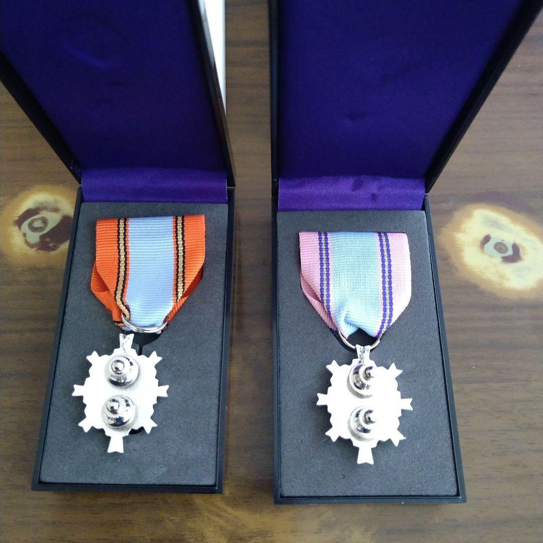 第4級防衛功労章（9号、11号）