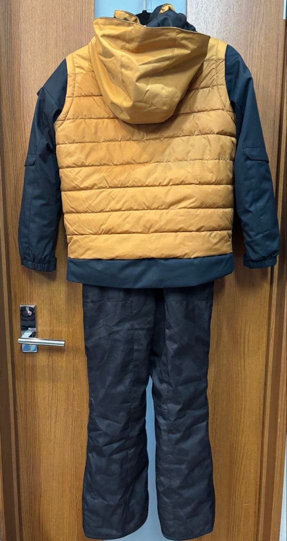 フェニックスphénix ジュニア スキーウェア 上下セット 140cm 美品