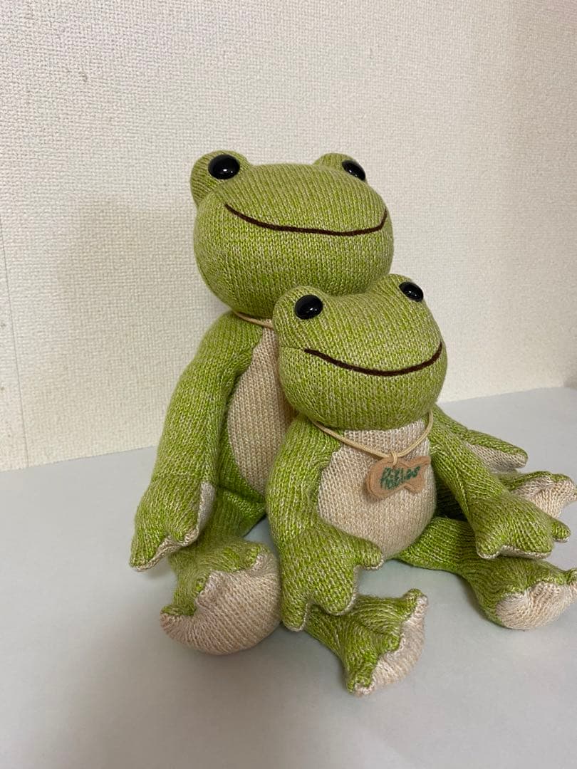 かえるのピクルス　ぬいぐるみ